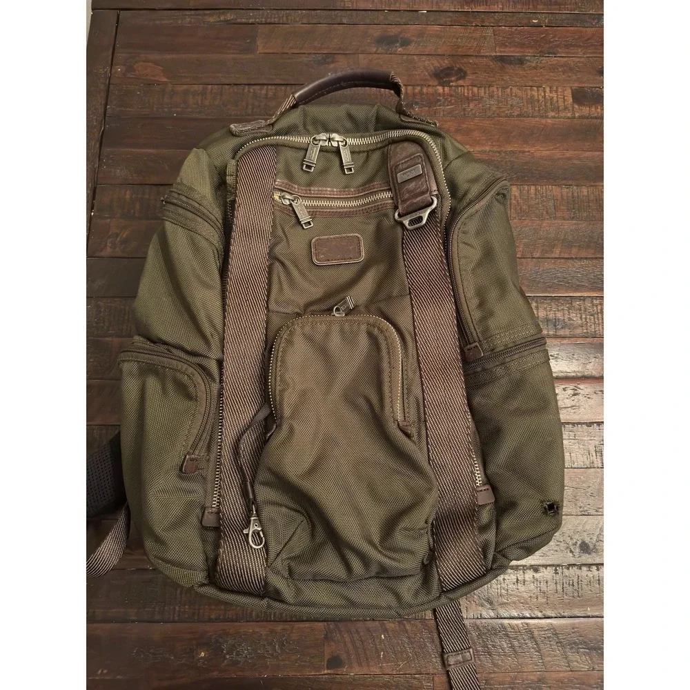 tumi alpha bravo kingsville deluxe brief backpack Renegade Luggage Pros iPad pocket Tumi Alpha Bravo Kingsville Deluxe